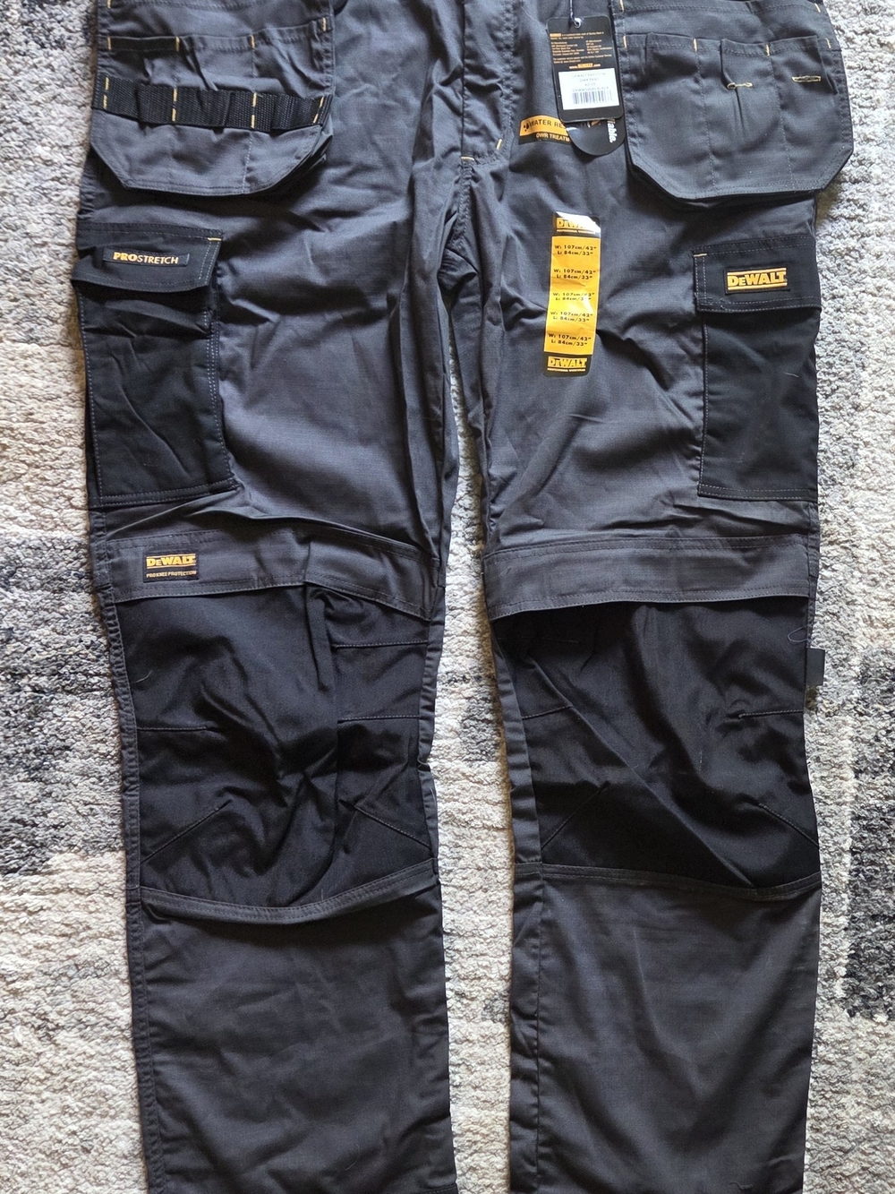 DeWalt Men's Dark Gray Cargo Work Pants with Reinforced Knees